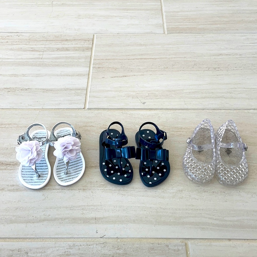 The cutest girls jelly sandal set